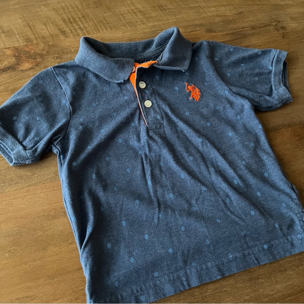 💥2/$20 Polo Shirt - Toddler Boy 2T - Picture 3 of 4